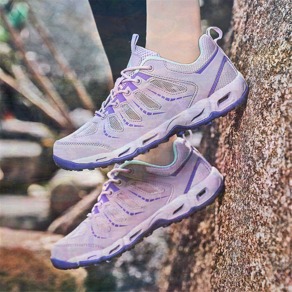 Sumer Round Tip Silver Sneaker - Tech Accessories For Students ulasan dan harga